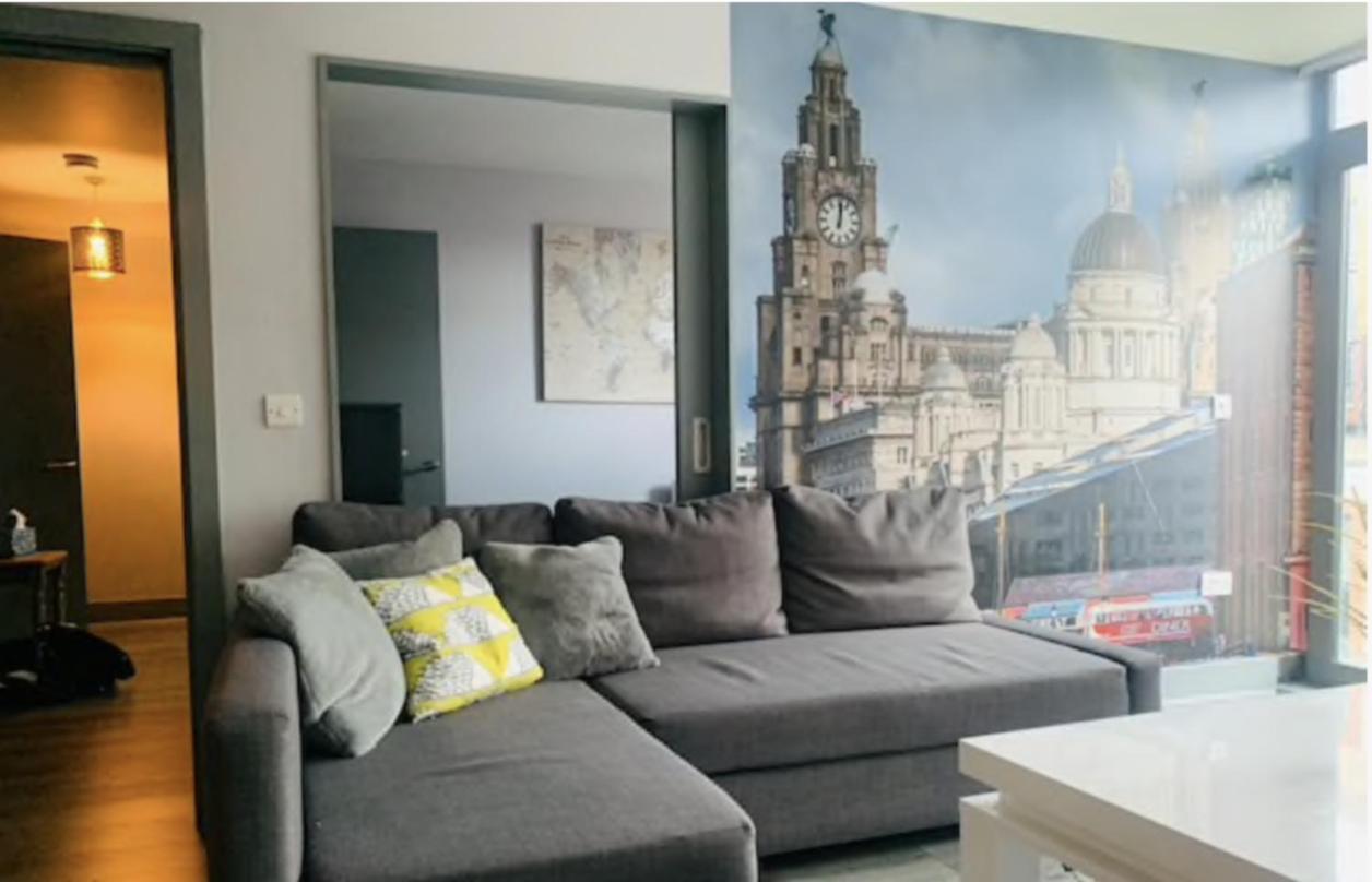 2 Bedroom Free Parking By Concert Square Sleeps 8 * Liverpool